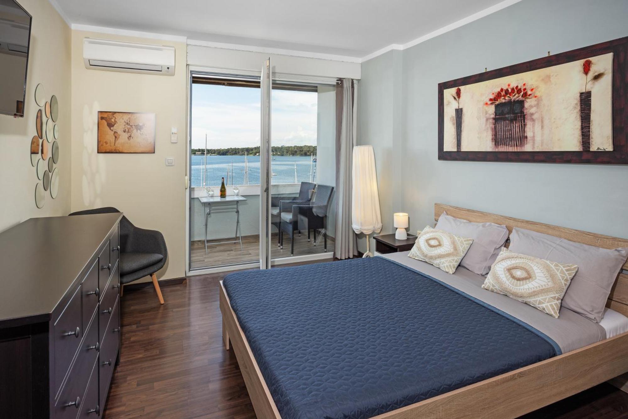 Apartment Seaview Arena Pula Ngoại thất bức ảnh