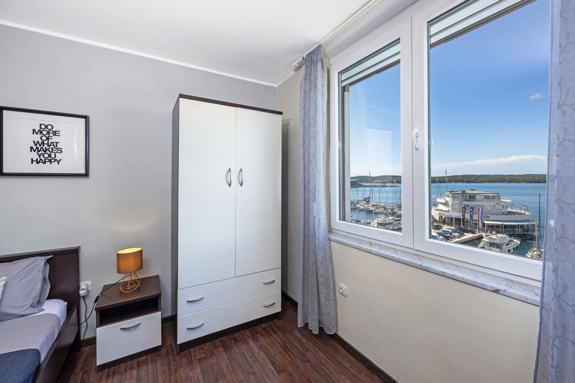 Apartment Seaview Arena Pula Ngoại thất bức ảnh